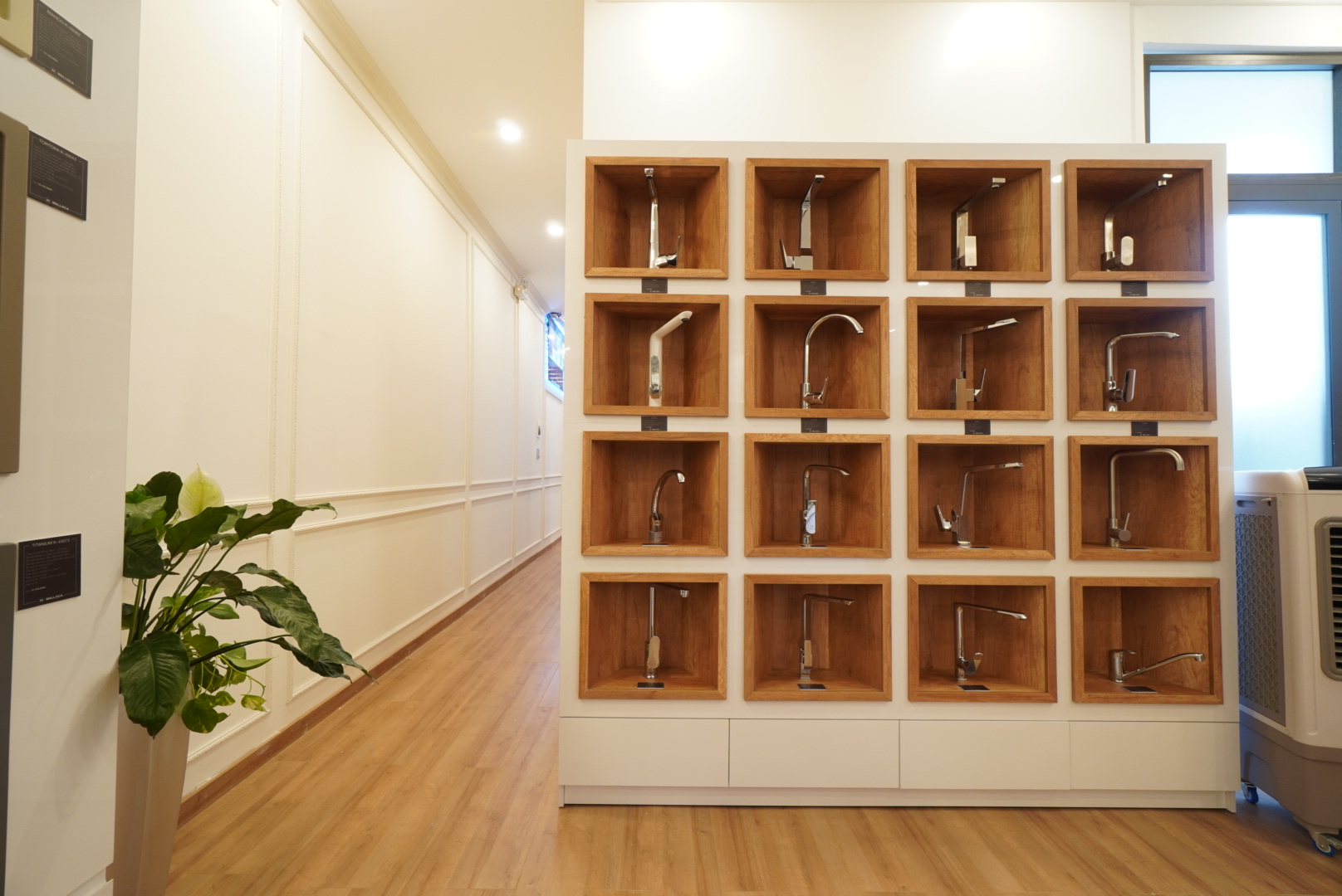 Franchise Buôn Mê Thuột - 154 Lê Hồng Phong, TP BMT, ĐL