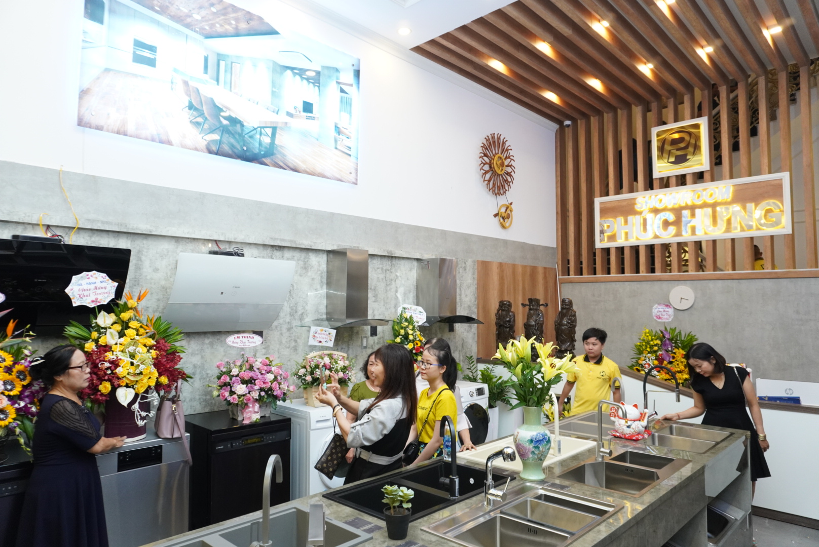 Franchise Buôn Mê Thuột - 154 Lê Hồng Phong, TP BMT, ĐL